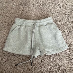 SWEATSHORTS